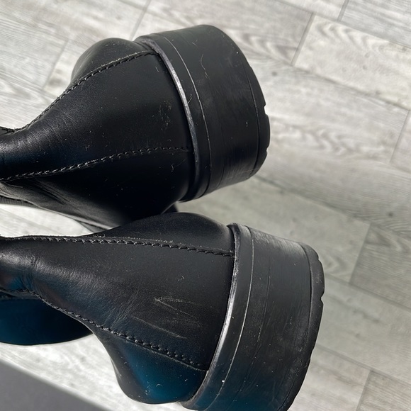 J. Crew Chelsea Leather Made in Italy Boots EUC - Picture 5 of 14